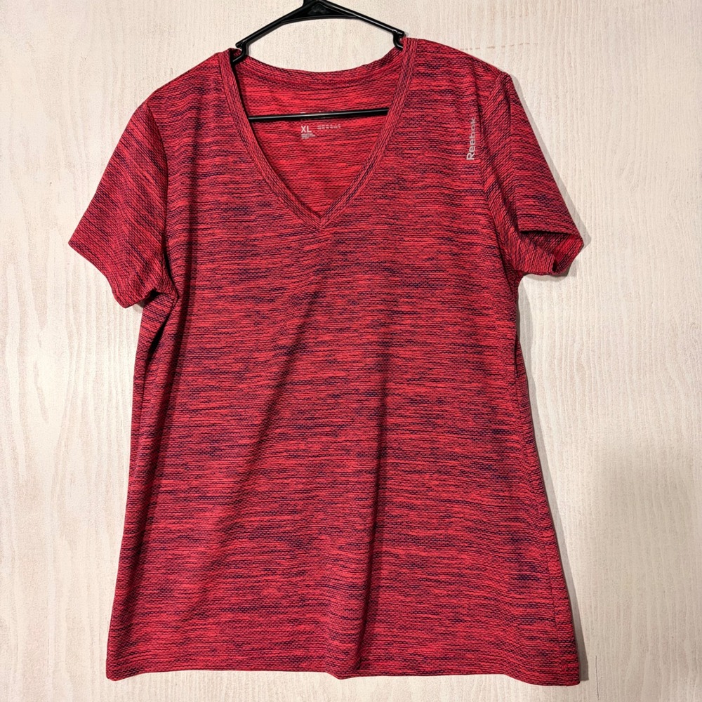 Reebok V-Neck Activewear T-Shirt Womens XL Red Heather Speedwick Tee